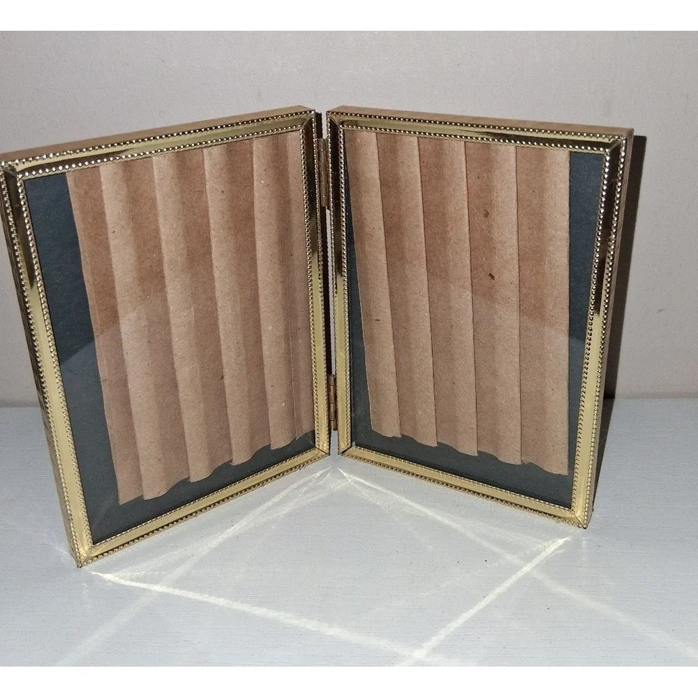 Vintage Gold Double Hinged Picture Frame 3.5x4.5 Folding Twin Photo Frame